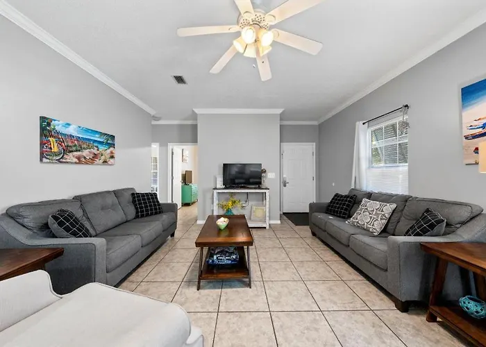 Orange Beach Villas - Beach Retreat By Youngs Suncoast