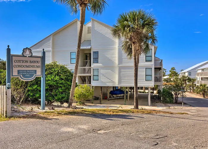 Bright & Breezy Condo - Walk To Orange Beach!